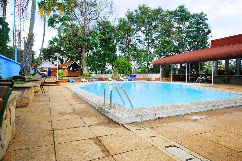 Shangri-La Hotel Uganda Кампала Экстерьер фото