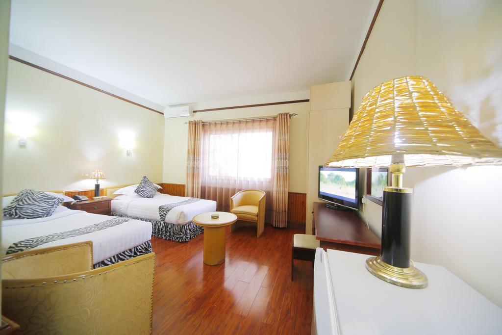 Shangri-La Hotel Uganda Кампала Экстерьер фото