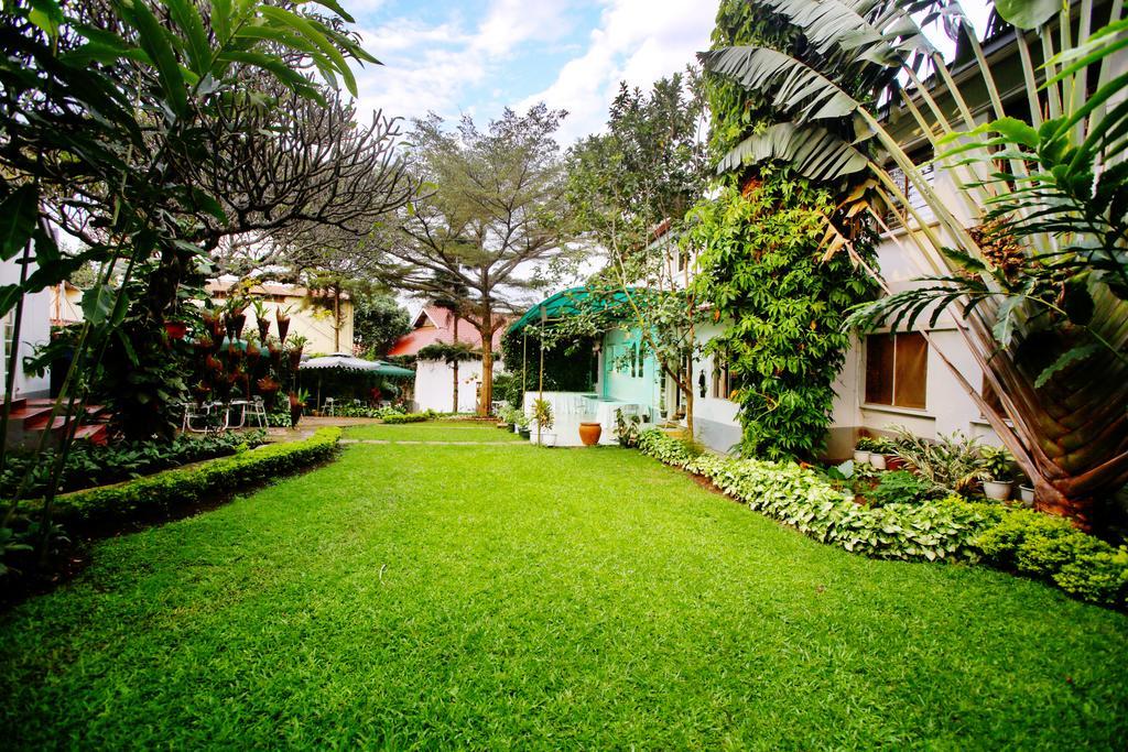 Shangri-La Hotel Uganda Кампала Экстерьер фото
